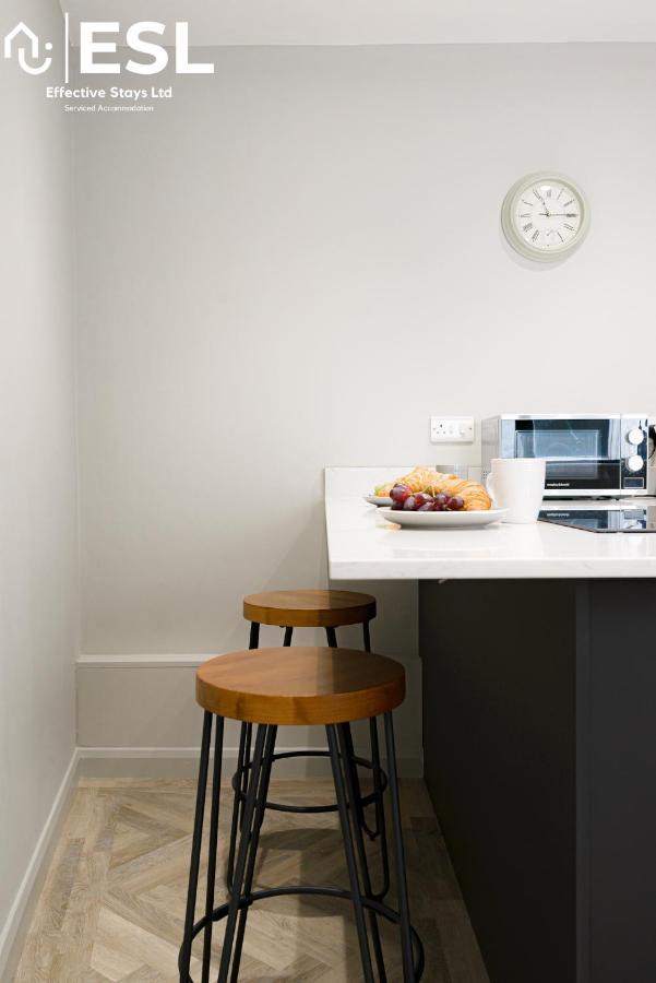 Comfy Modern 2 Bedroom Duplex Apartment With Sun Terrace Shrewsbury Eksteriør bilde