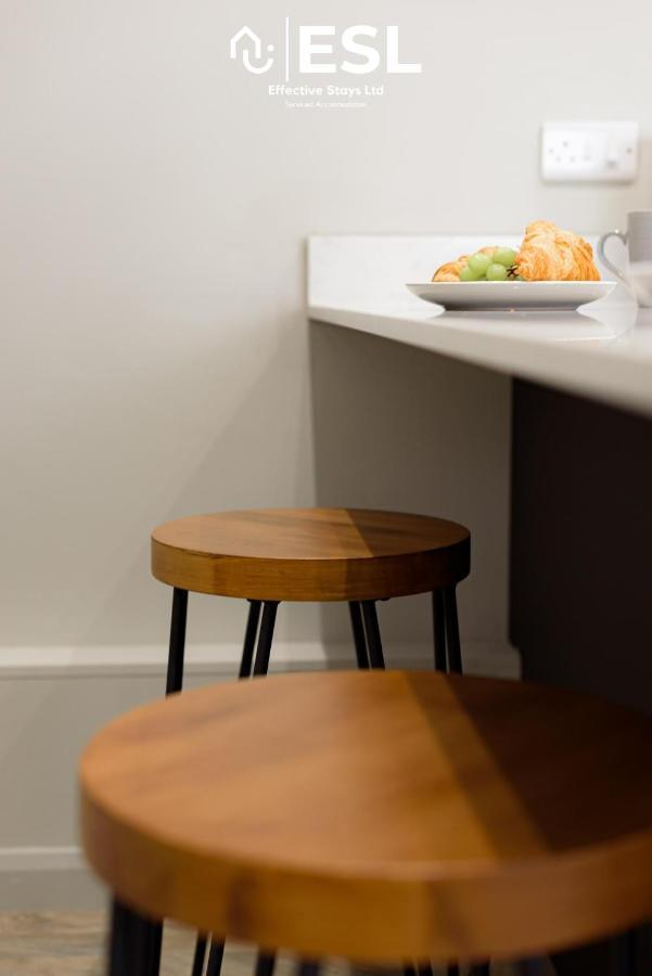 Comfy Modern 2 Bedroom Duplex Apartment With Sun Terrace Shrewsbury Eksteriør bilde